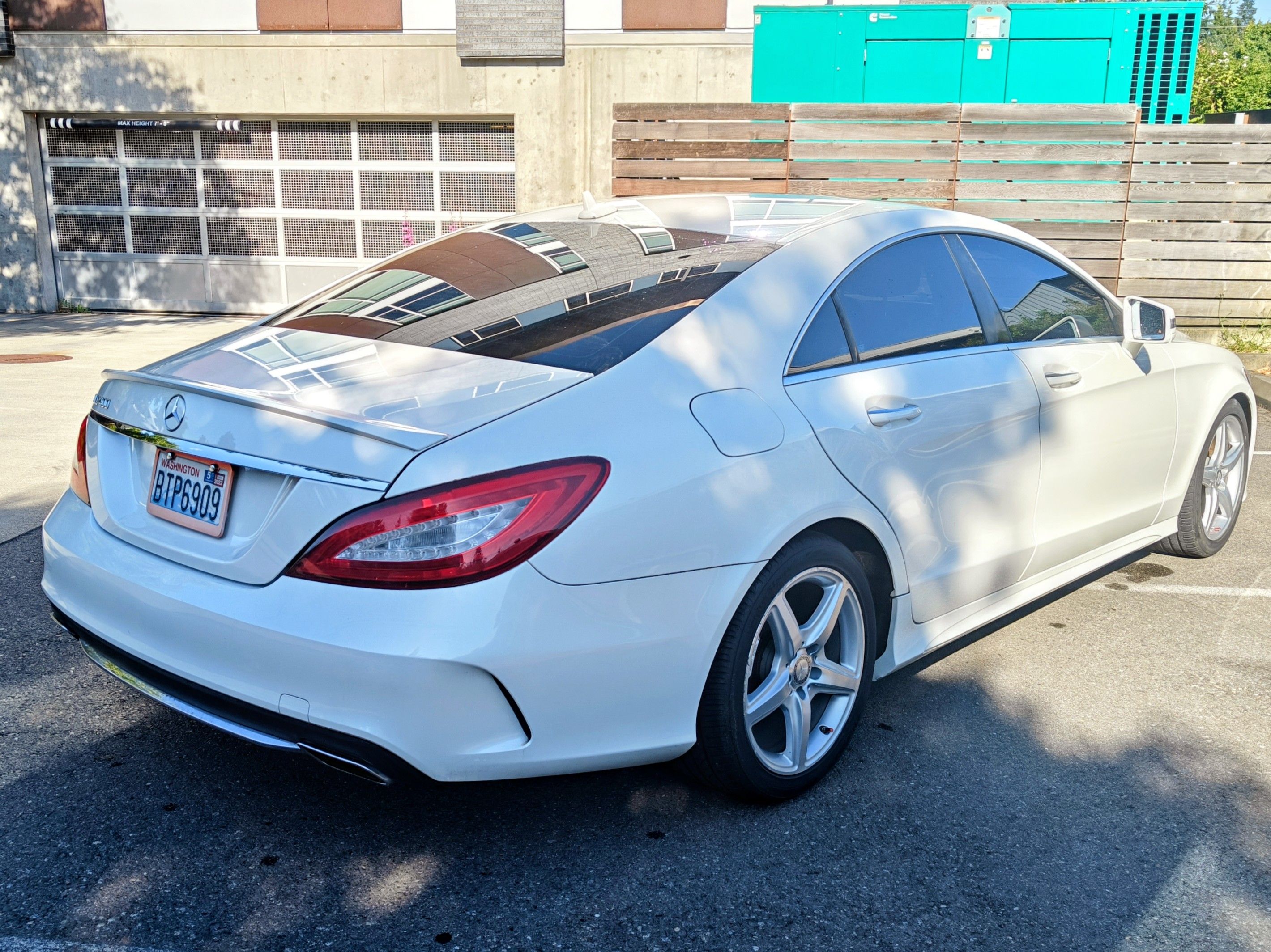 Used 2015 Mercedes-Benz CLS 400 image 9