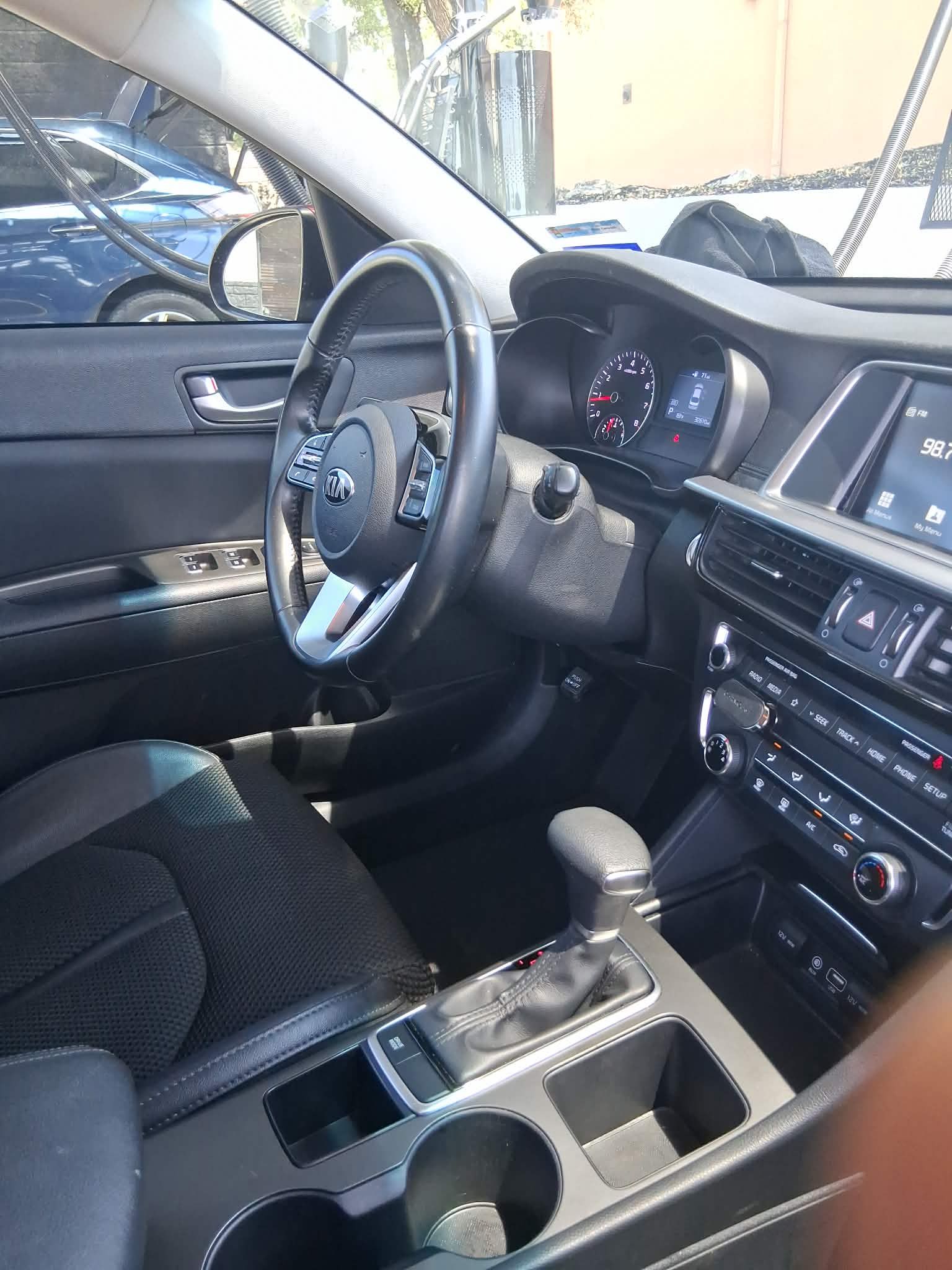 Used 2020 Kia Optima S FWD image 11
