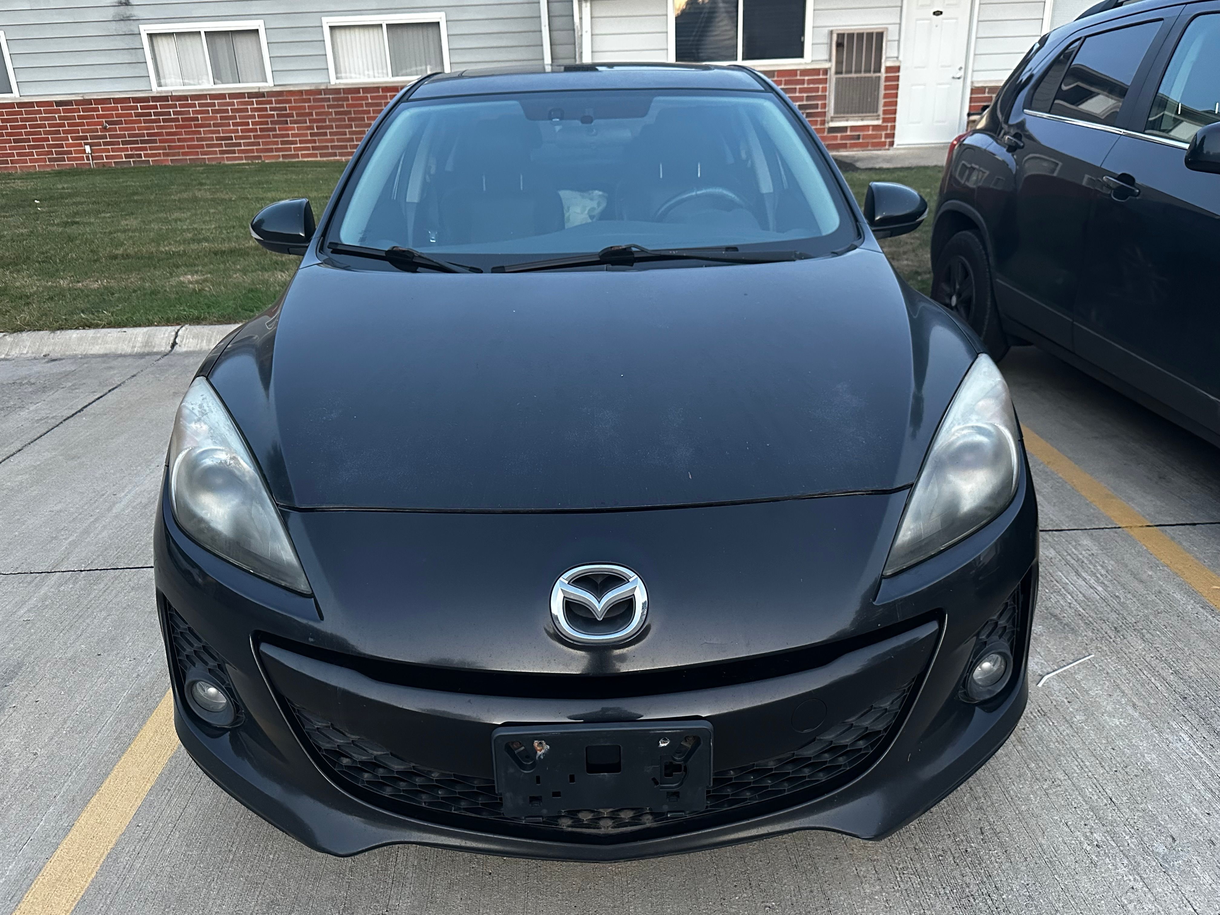 Used 2012 MAZDA MAZDA3 s Grand Touring w/ Tech Pkg FWD image 4