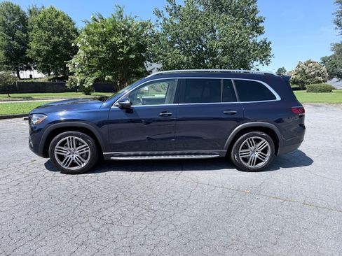 Used 2020 Mercedes-Benz GLS 450 4MATIC image 2