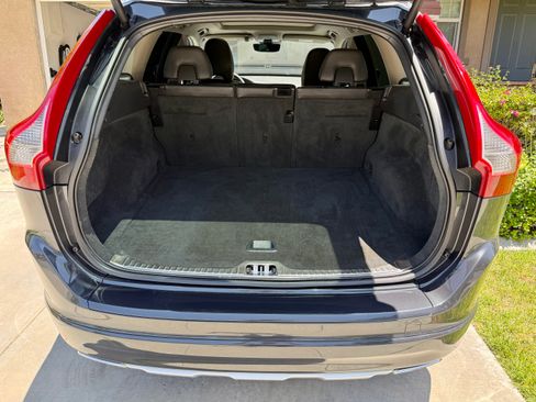 Used 2015 Volvo XC60 T6 image 5