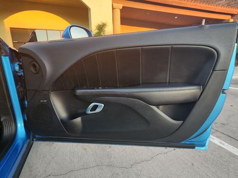 Used 2015 Dodge Challenger R/T Plus image 30