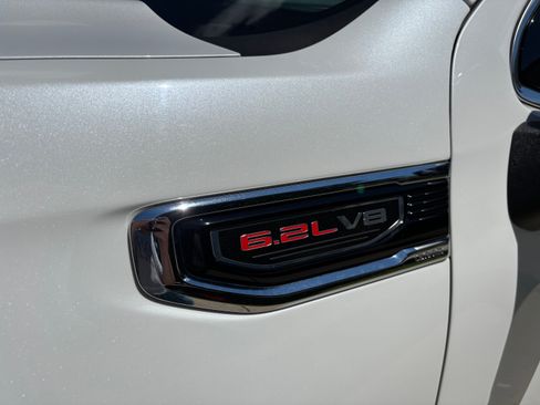 Used 2019 GMC Sierra 1500 Denali w/ Denali Ultimate Package AWD/4WD image 26