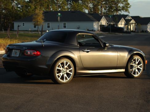 Used 2014 MAZDA MX-5 Miata Grand Touring image 8