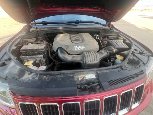 Used 2014 Jeep Grand Cherokee Limited AWD/4WD image 34