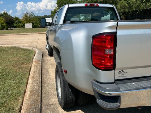 Used 2015 Chevrolet Silverado 3500 W/T RWD image 6