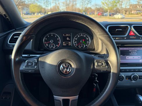 Used 2013 Volkswagen Eos Komfort image 14