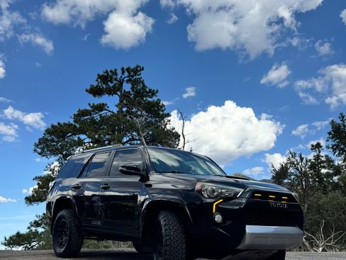 Used 2015 Toyota 4Runner Trail Premium AWD/4WD image 5