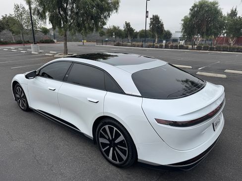 Used 2022 Lucid Air Grand Touring image 8