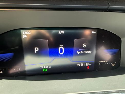 Used 2022 Volkswagen Taos SE FWD image 8