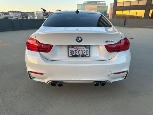 Used 2015 BMW M4 Coupe image 1