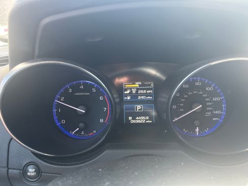 Used 2017 Subaru Legacy 2.5i Premium image 9