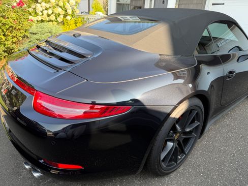 Used 2015 Porsche 911 Carrera 4S AWD/4WD image 11