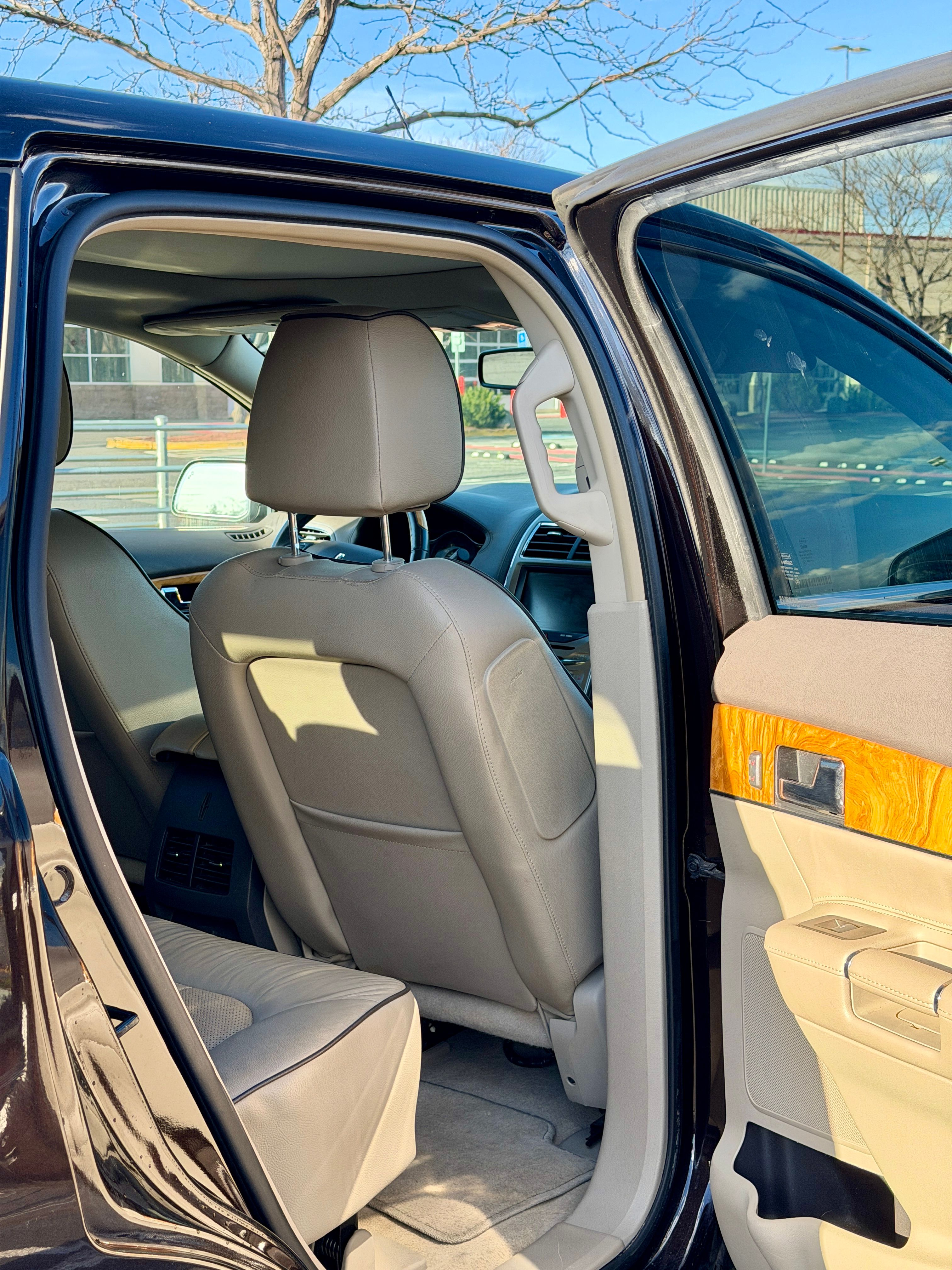 Used 2013 Lincoln MKX AWD image 6
