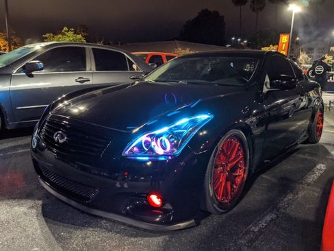 Used 2012 INFINITI G37 Journey w/ Premium Pkg image 2