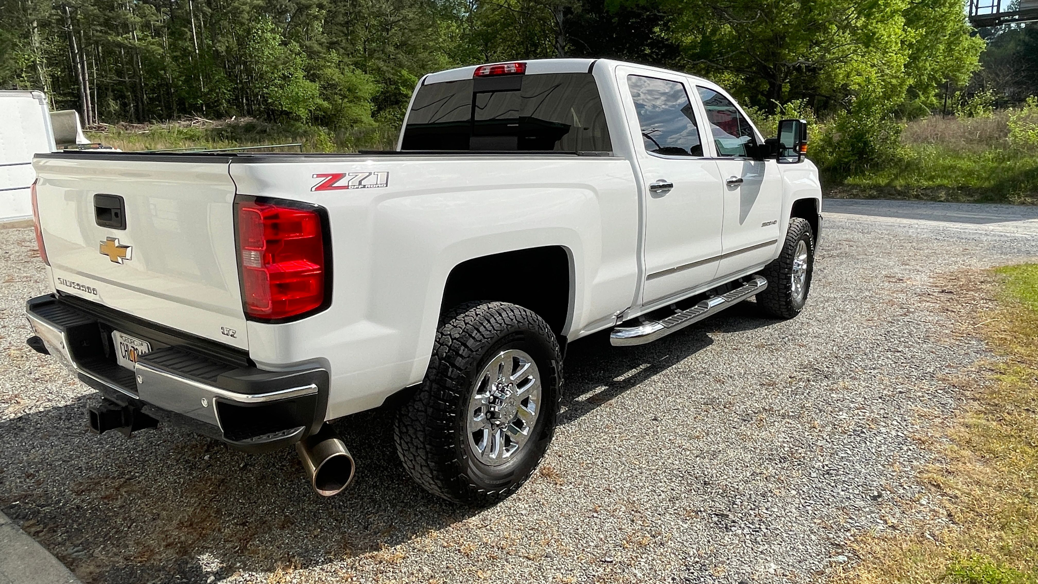 Used 2018 Chevrolet Silverado 3500 LTZ w/ Duramax Plus Package AWD/4WD image 10