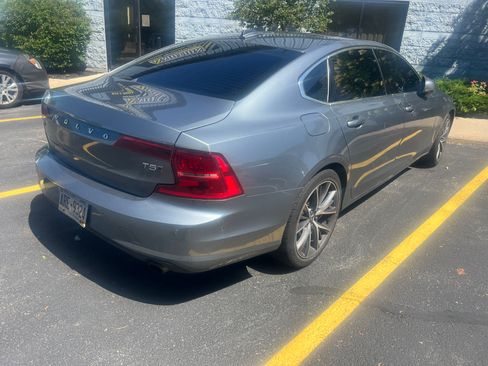 Used 2018 Volvo S90 T5 Momentum w/ Convenience Package AWD/4WD image 8