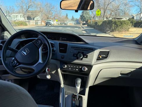 Used 2012 Honda Civic HF image 9