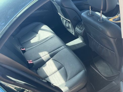 Used 2008 Mercedes-Benz E 350 Sedan image 6