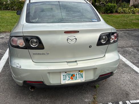 Used 2009 MAZDA MAZDA3 i Sport image 2