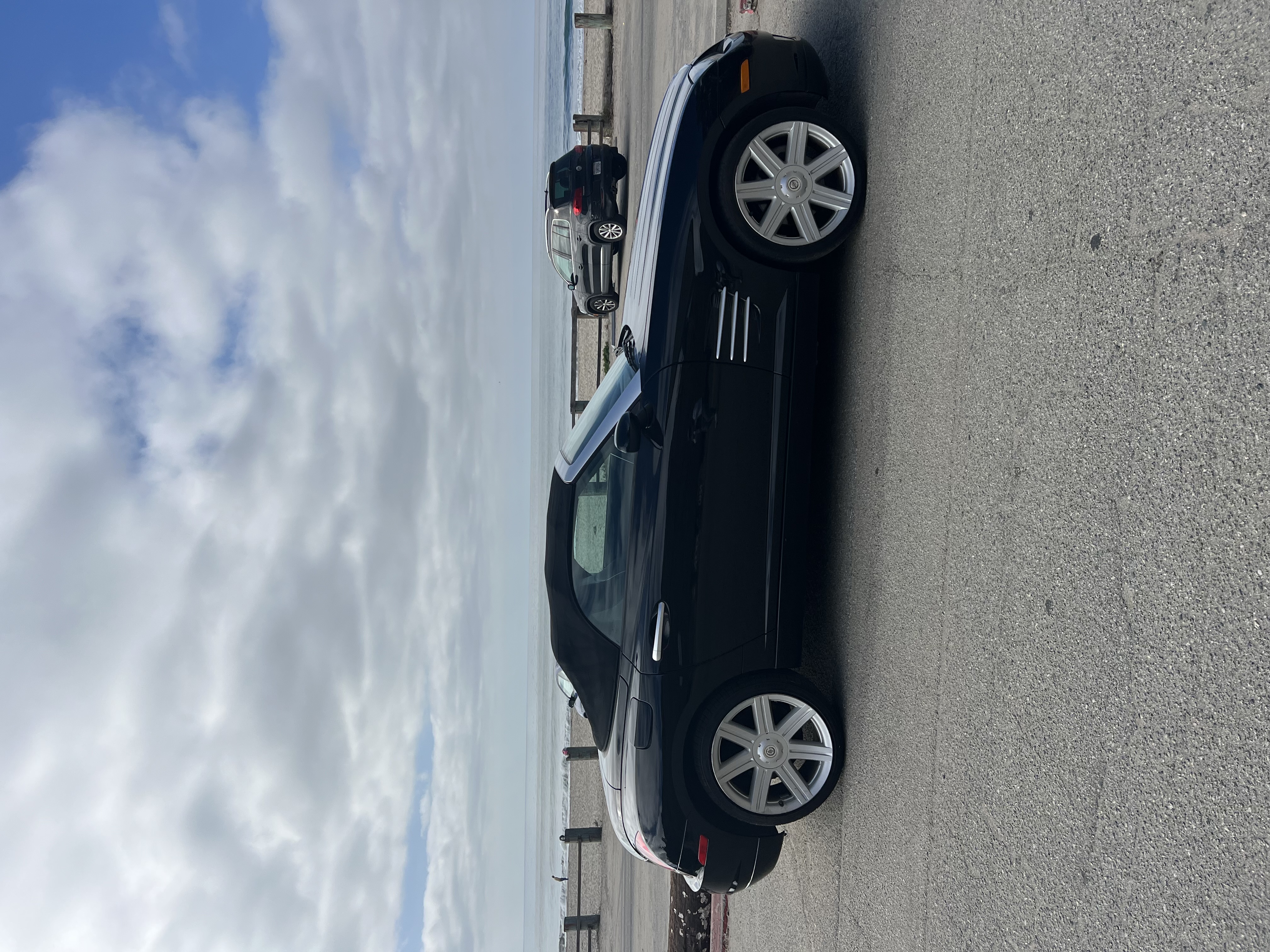 Used 2005 Chrysler Crossfire Limited RWD image 1