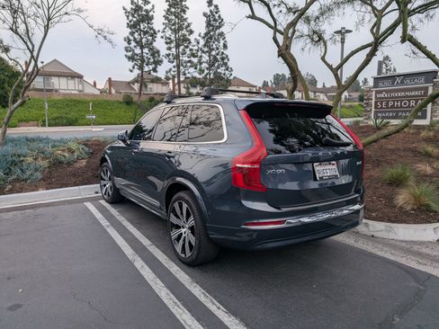 Used 2024 Volvo XC90 B6 Ultimate w/ Protection Package Premier image 2