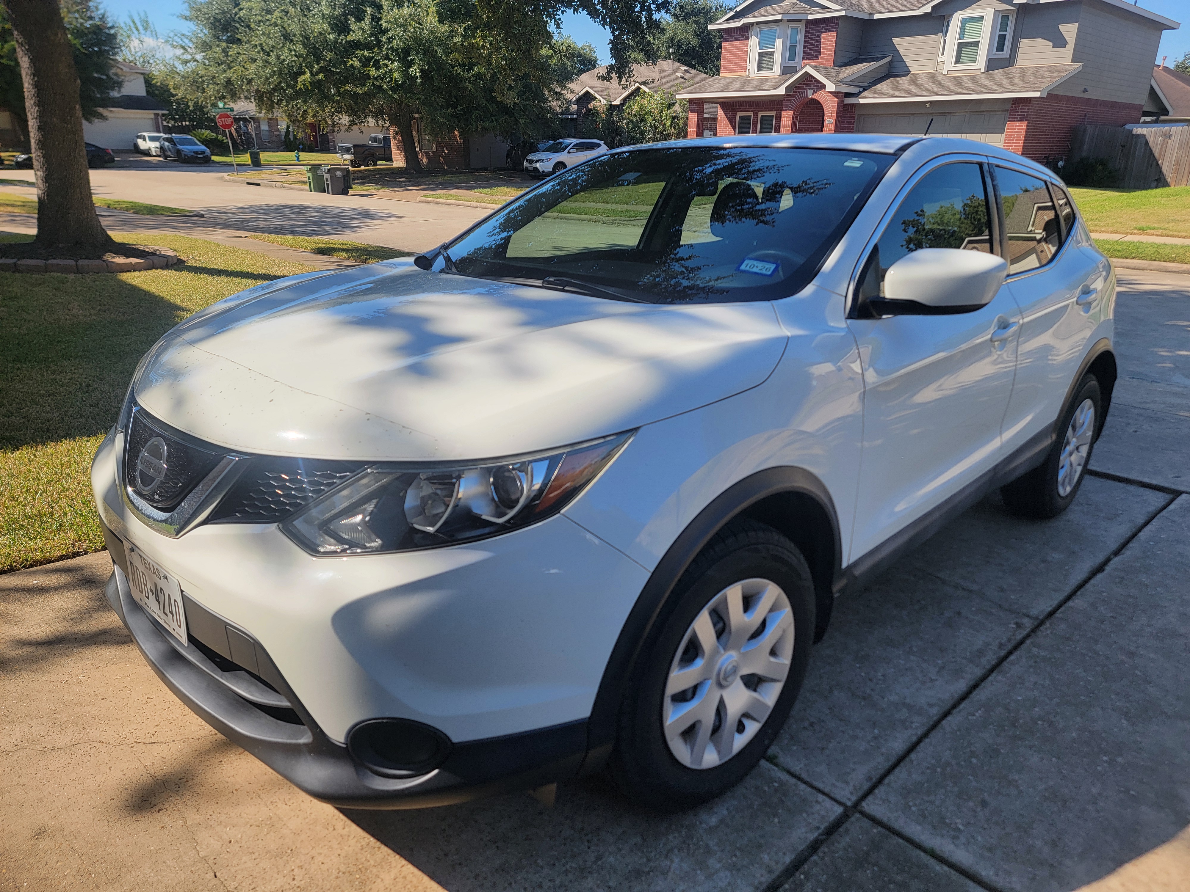 Used 2019 Nissan Rogue Sport S FWD image 17