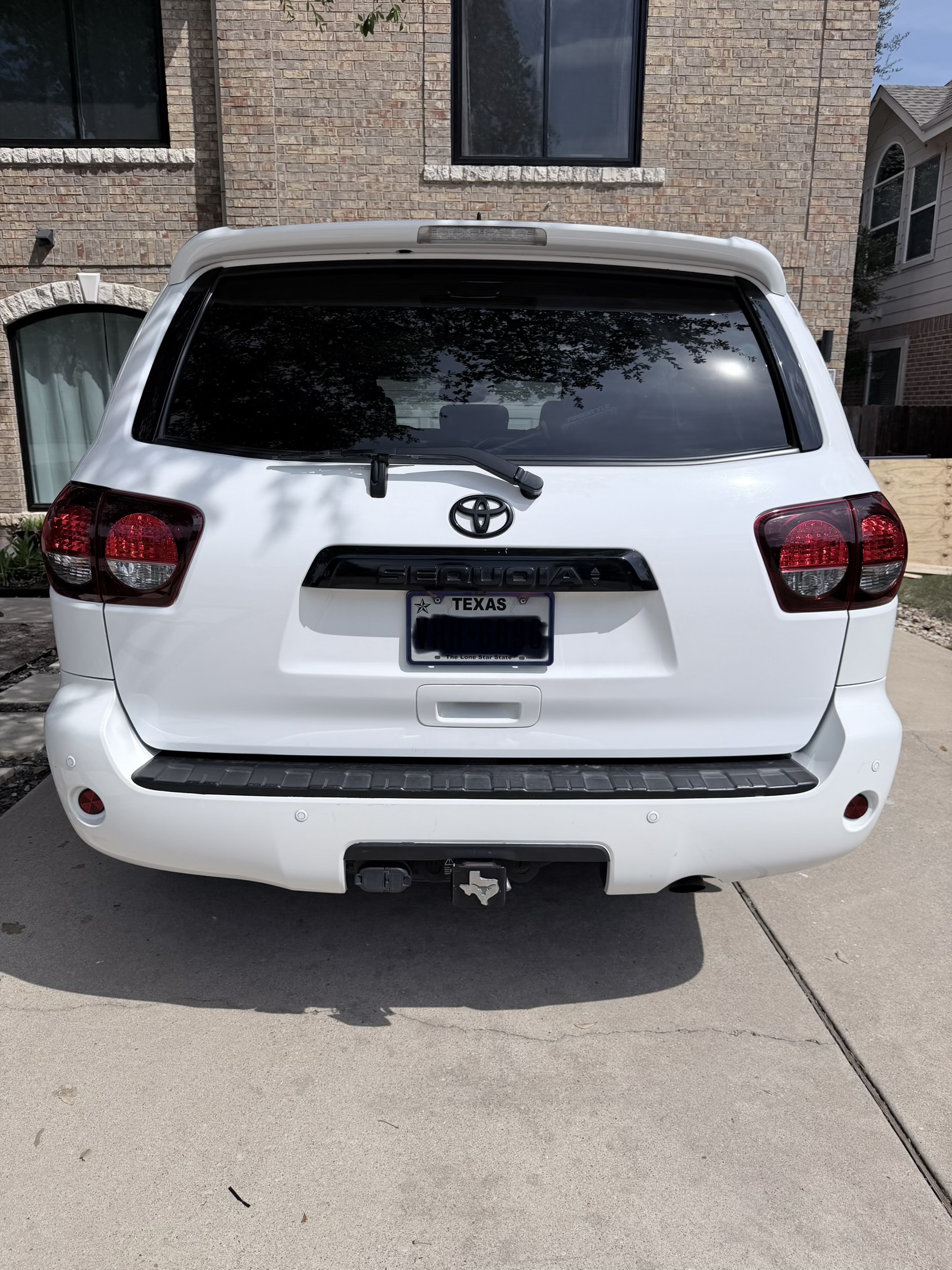 Used 2021 Toyota Sequoia TRD Sport w/ TRD Sport Premium Package RWD image 8