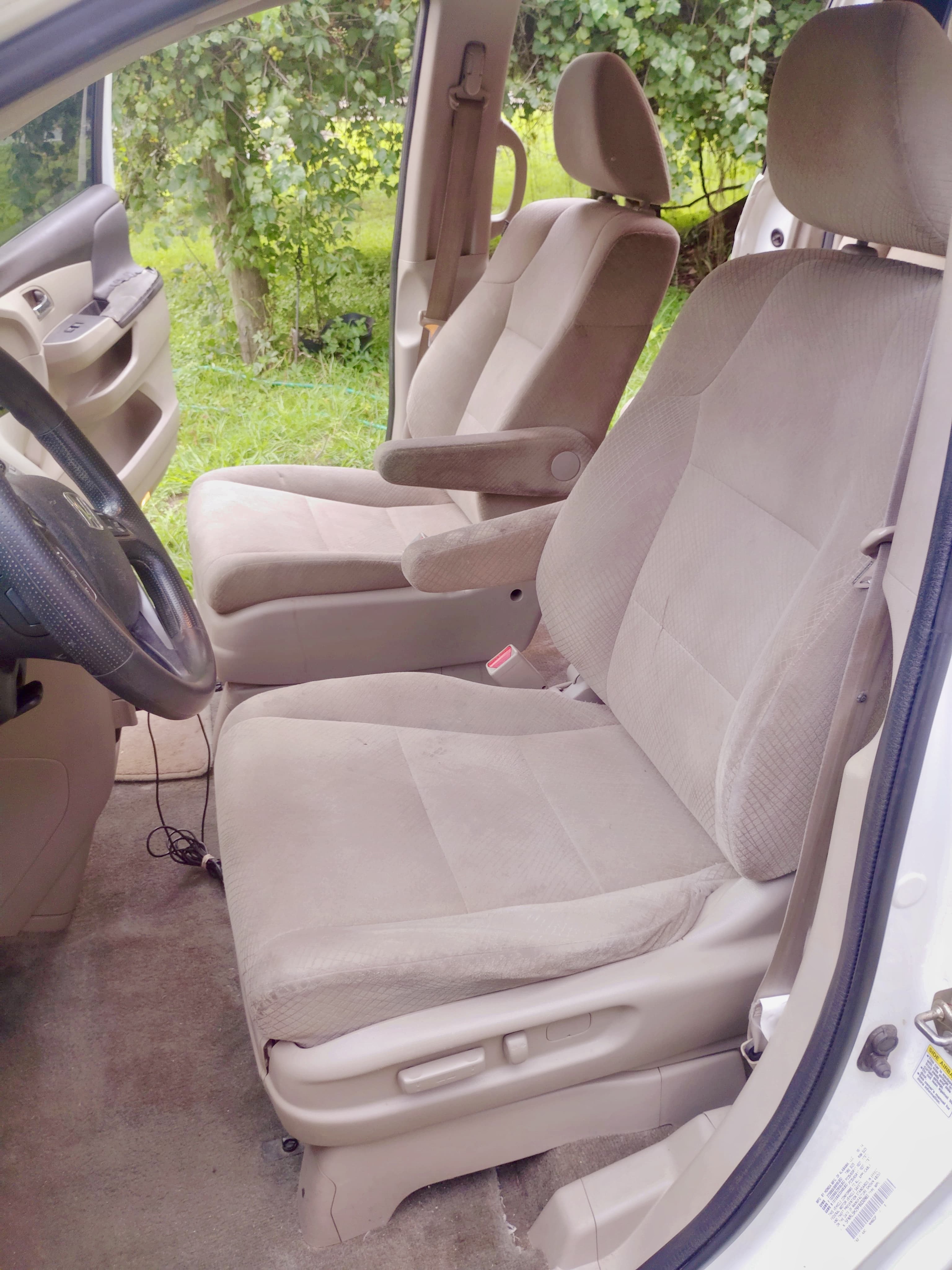 Used 2015 Honda Odyssey LX image 17