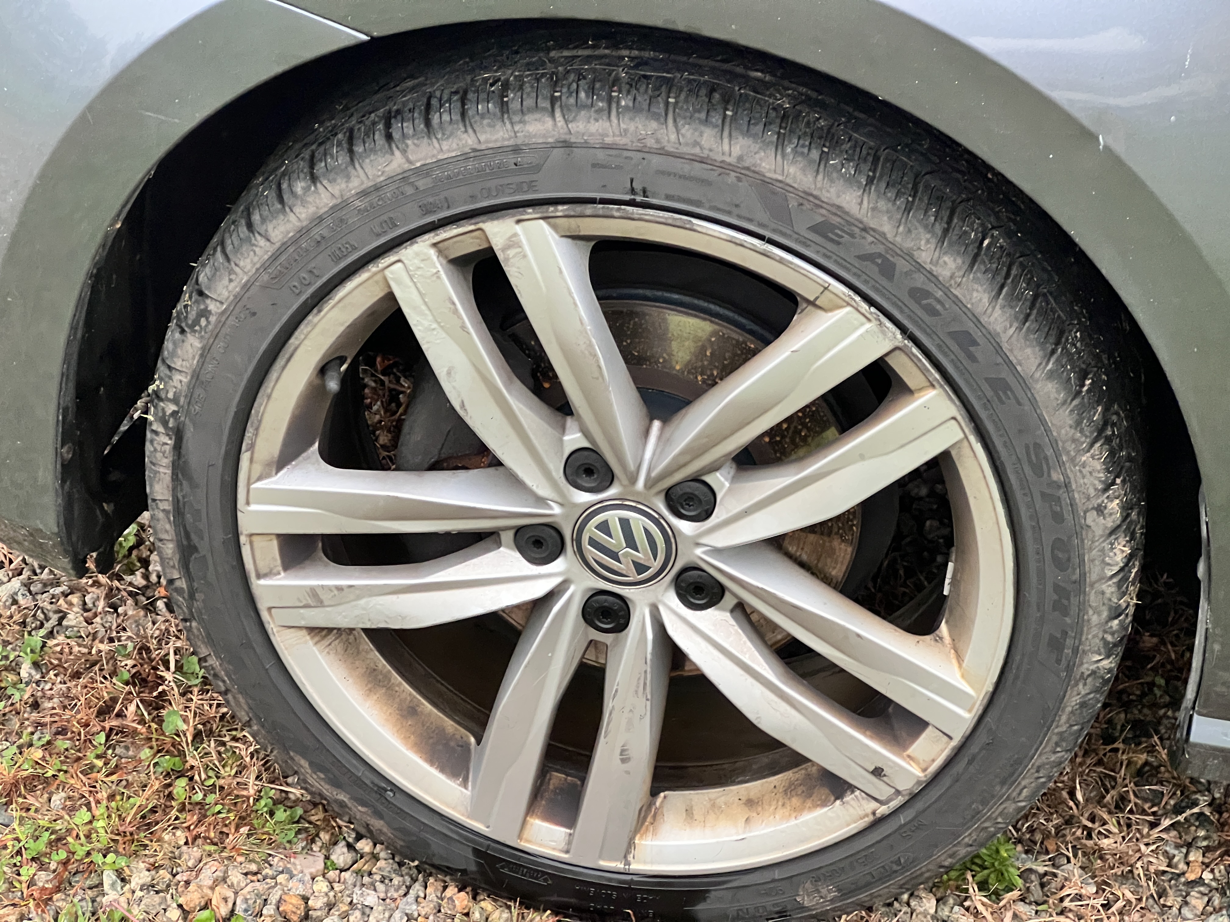 Used 2017 Volkswagen Golf SEL FWD image 25
