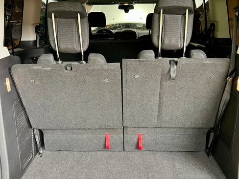 Used 2018 Ford Transit Connect XLT FWD image 10