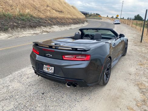 Used 2017 Chevrolet Camaro ZL1 image 20