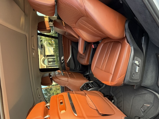 Used 2023 BMW X7 xDrive40i w/ Premium Package AWD/4WD image 18