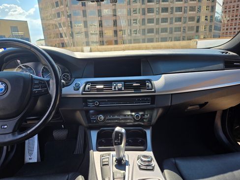 Used 2013 BMW 535i xDrive Sedan image 9