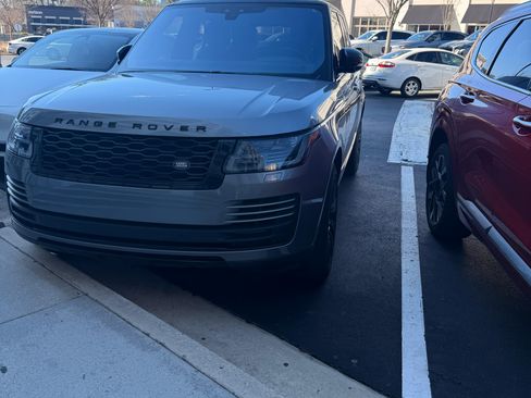 Used 2020 Land Rover Range Rover HSE image 5