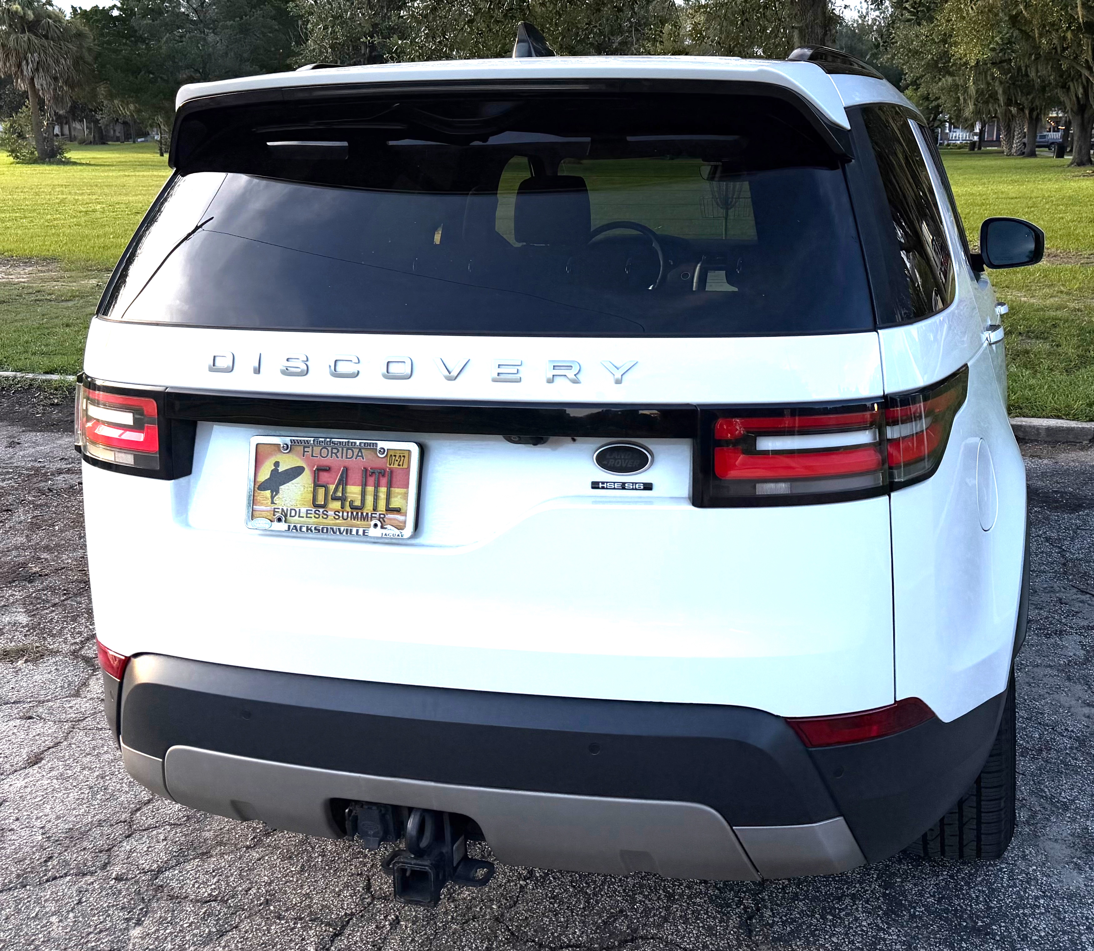 Used 2017 Land Rover Discovery HSE Luxury AWD/4WD image 5