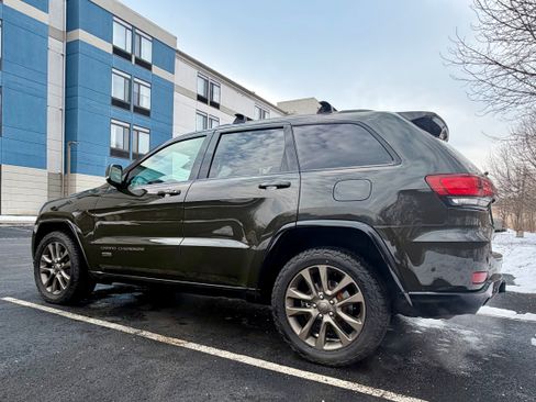 Used 2017 Jeep Grand Cherokee Limited 75th Anniversary image 4