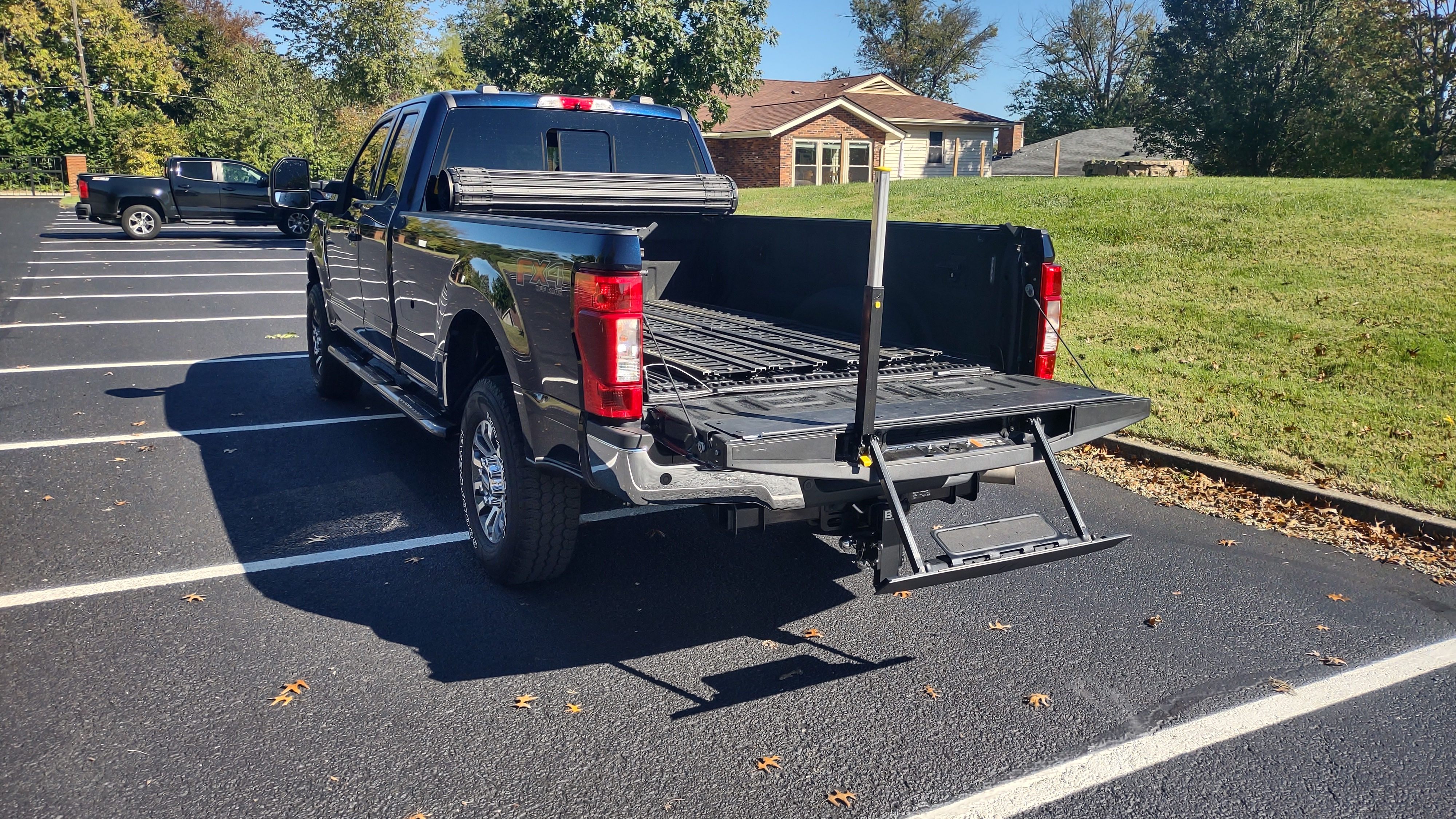 Used 2022 Ford F350 Lariat w/ Lariat Value Package AWD/4WD image 11