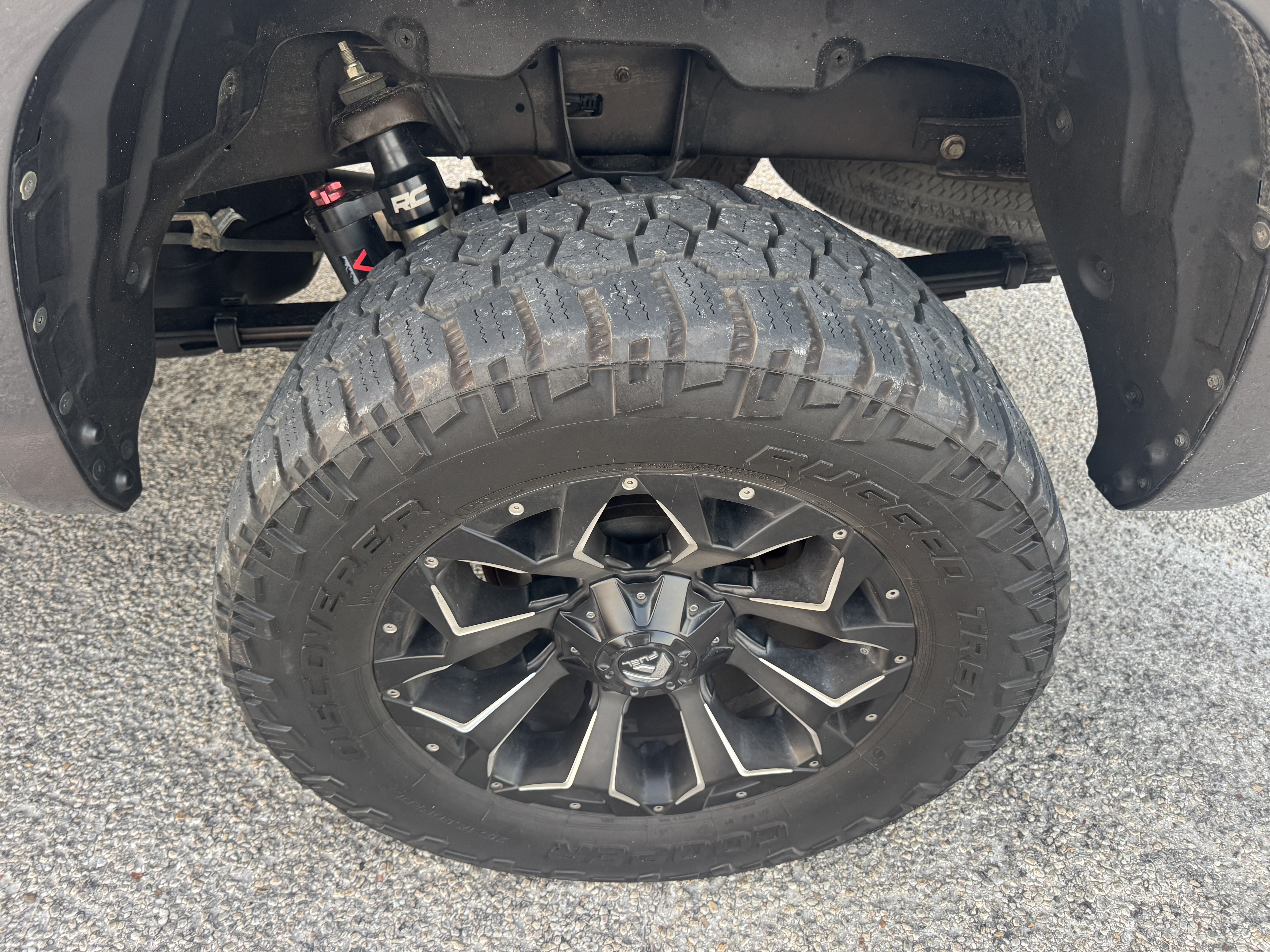 Used 2014 Toyota Tundra SR5 w/ SR5 Upgrade Package RWD image 10