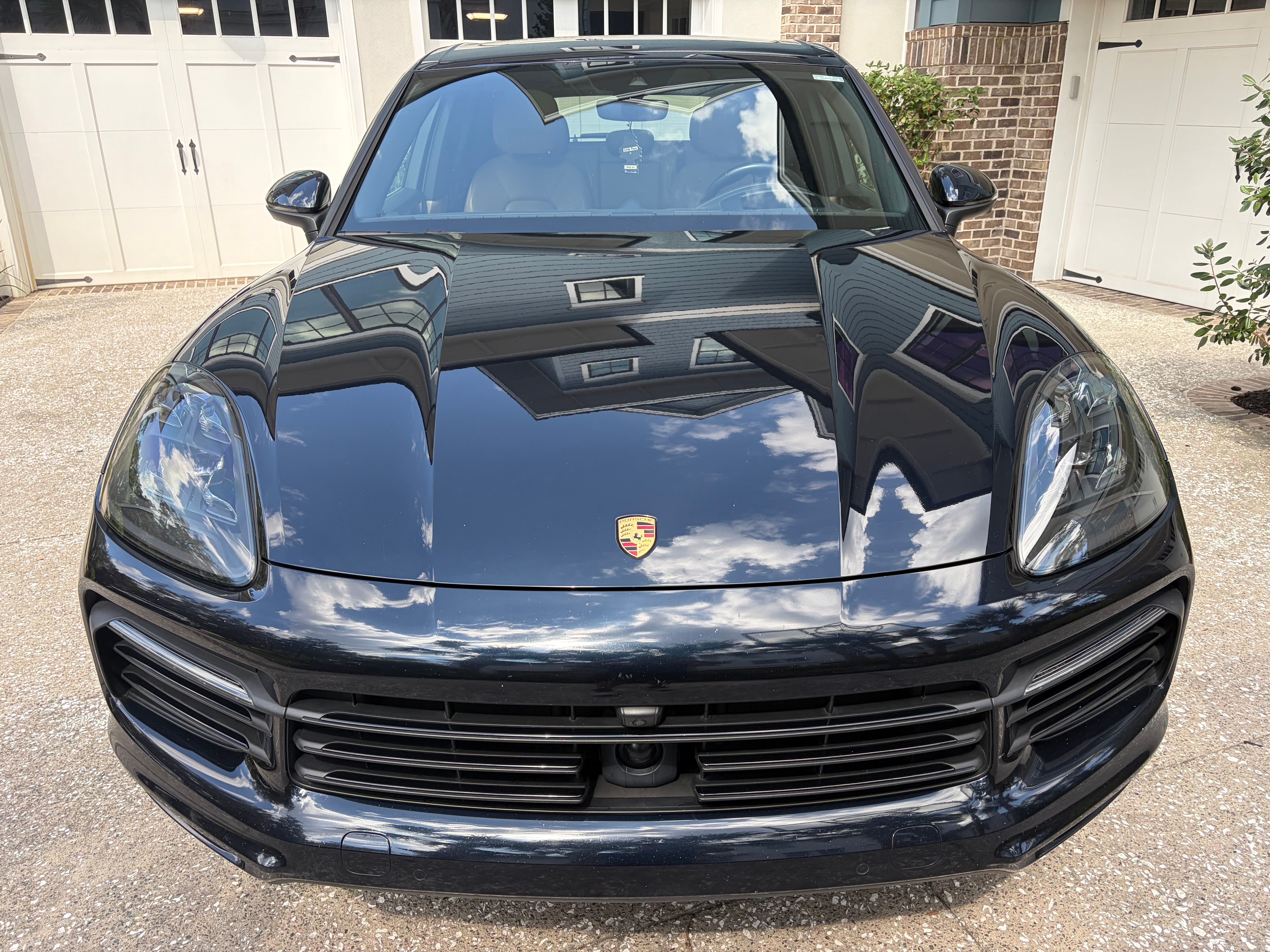 Used 2020 Porsche Cayenne AWD/4WD image 2