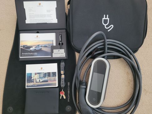 Used 2020 Porsche Taycan Turbo S image 22