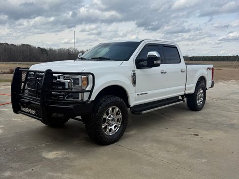 Used 2022 Ford F250 Lariat w/ Lariat Ultimate Package image 1