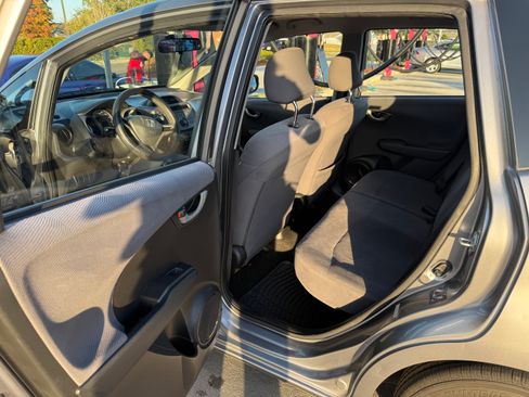 Used 2009 Honda Fit image 4