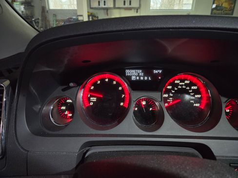 Used 2012 GMC Acadia Denali image 9