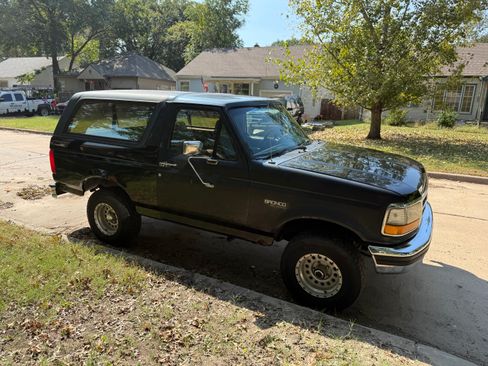 Used 1994 Ford Bronco image 8
