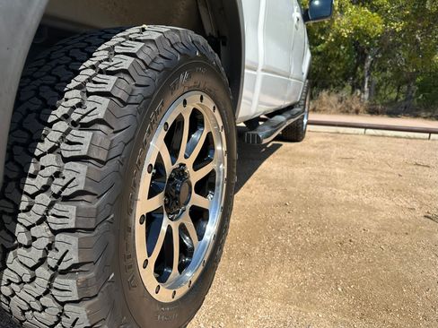 Used 2012 Ford F150 FX4 w/ FX Luxury Pkg image 15