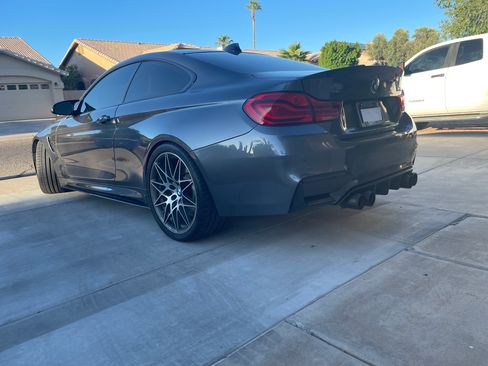 Used 2018 BMW M4 Coupe image 8