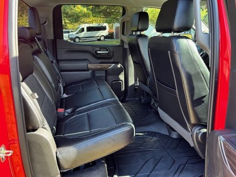 Used 2019 Chevrolet Silverado 1500 LT Trail Boss w/ Convenience Package image 6