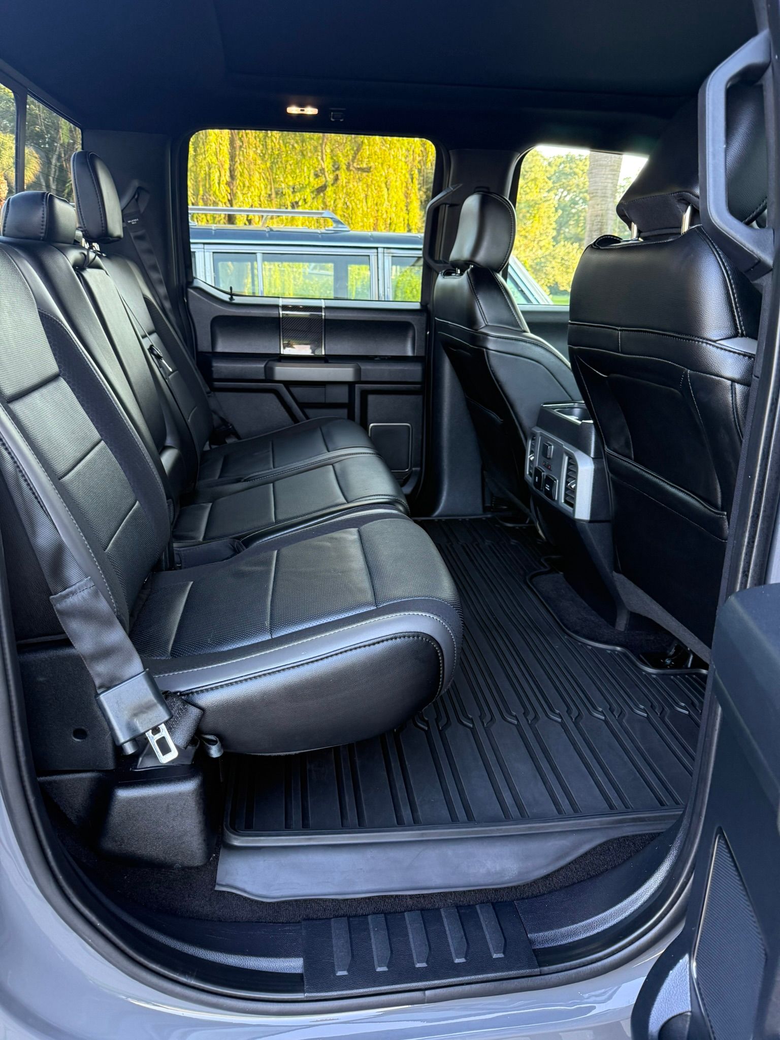 Used 2020 Ford F150 Raptor w/ Equipment Group 802A Luxury AWD/4WD image 6