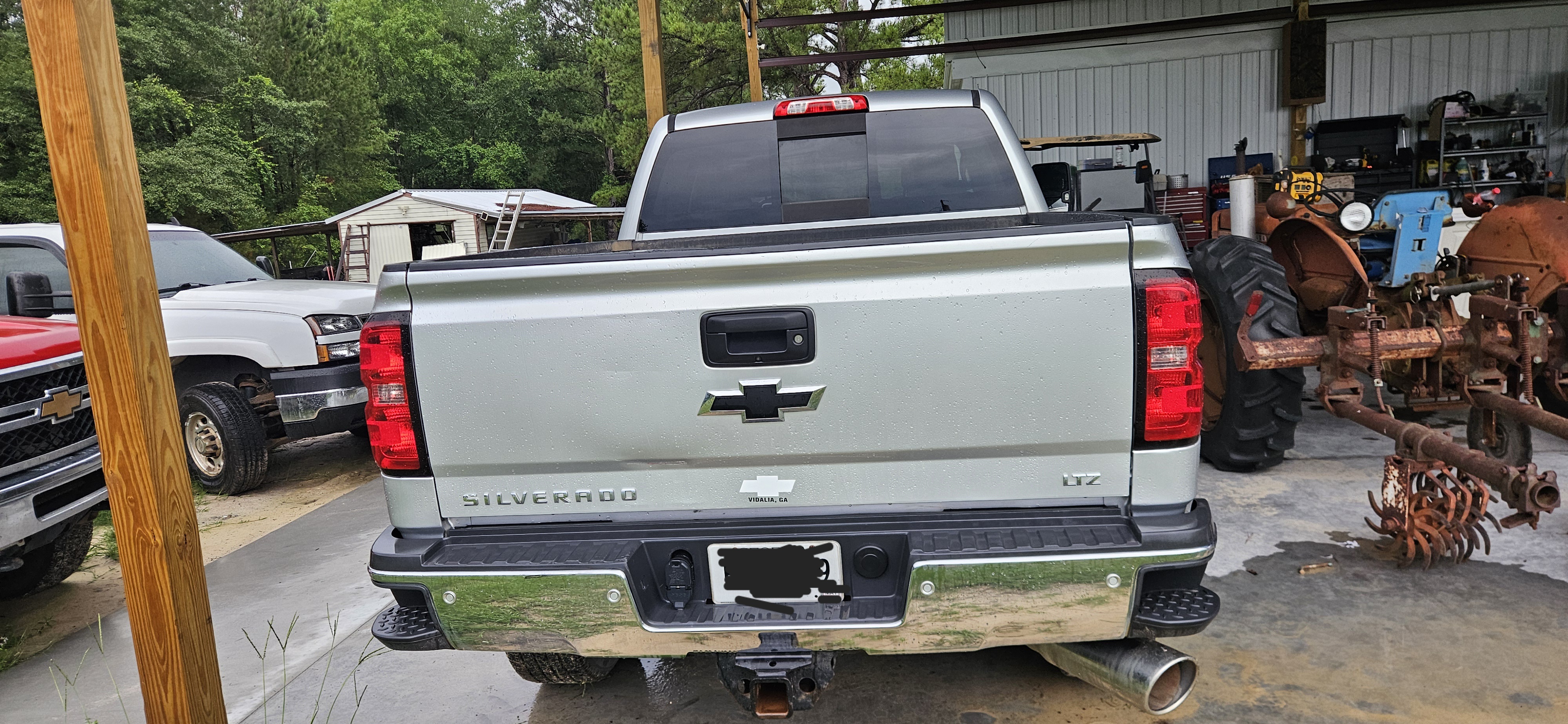 Used 2016 Chevrolet Silverado 2500 LTZ w/ Duramax Plus Package AWD/4WD image 5